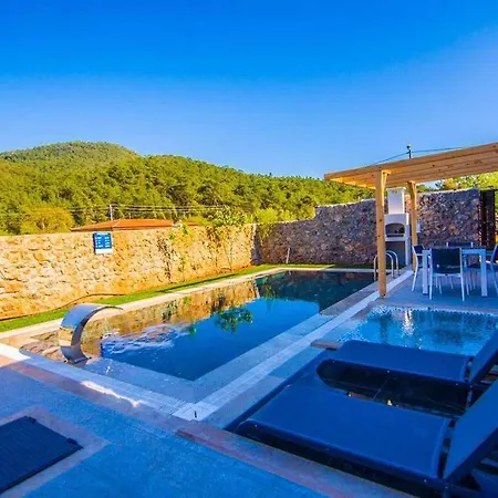 Villa Havuzu Korunakli Balayi Villasi Kinali (Aegean)